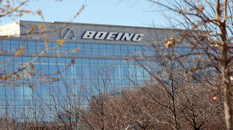 Quality auditor involved in Boeing 737 MAX investigation has died