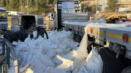 EU criticizes attack on aid convoy in West Bank