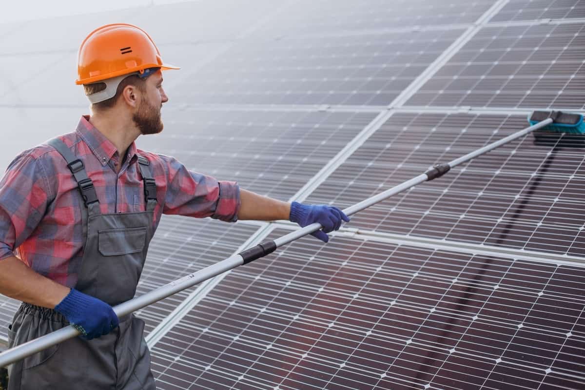 Solar Panel Cleaning Los Angeles Offers Expert Services in the City