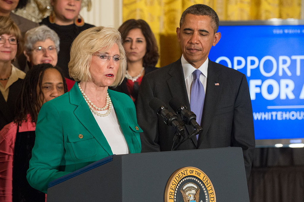 USA - President Obama signs an Executive Order in East Room of White House