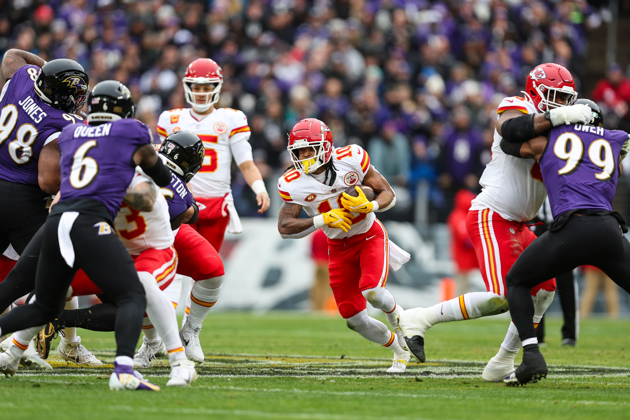 Chris Jones xếp hàng trong trận đấu AFC Championship gặp Baltimore Ravens vào ngày 28/01/2024.