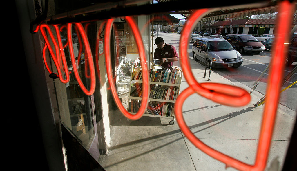 John Thompson of Van Nuys browses through sale books at Dutton's Bookstore in North Hollywood. Dutt