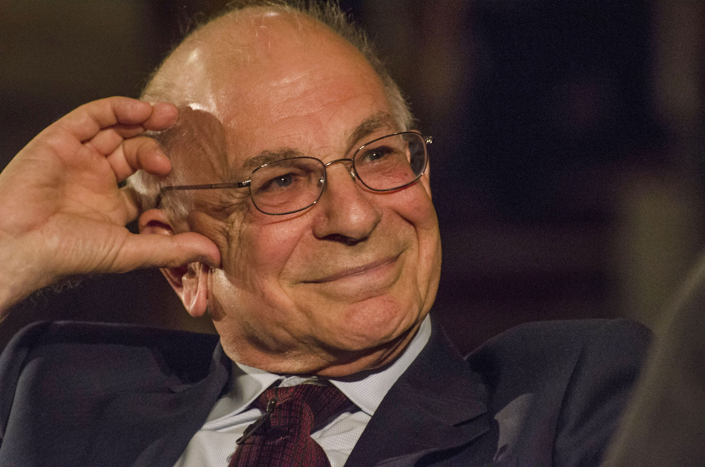 Những điều Daniel Kahneman đoạt giải Nobel chia sẻ về quyết định, hôn nhân và thành công