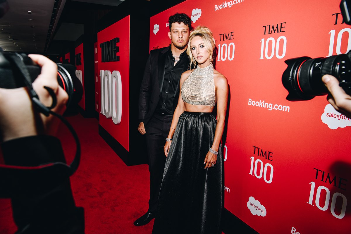 Patrick Mahomes và Brittaney Mahomes tại buổi tiệc Gala TIME 100