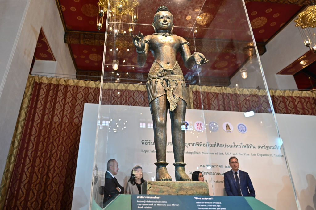 Thái Lan ăn mừng sự trở lại của ‘Golden Boy’ trong đợt hồi hương hiếm hoi các hiện vật Đông Nam Á