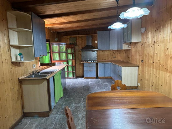 MIRANO PORZIONE DISPOSTA TUTTA AL PIANO PRIMO CON ACCESSO DA GIARDINO ESCLUSIVO foto-787524