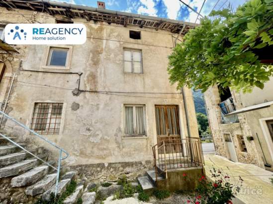 Rustico in vendita a Valdagno (Vicenza) foto-195225