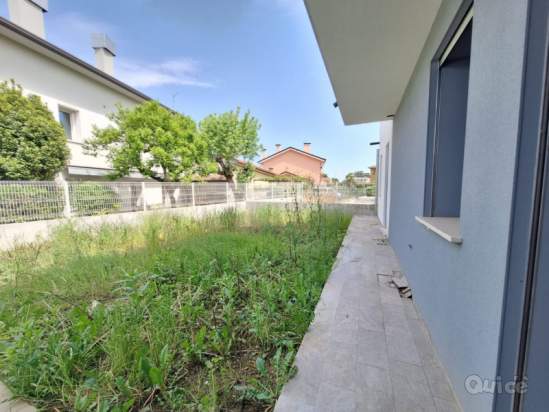 Casa a schiera in vendita a Camisano Vicentino (Vicenza) foto-197436