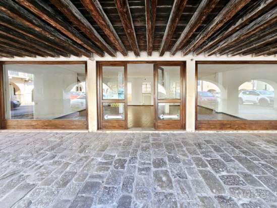 Negozio in affitto a Este (Padova) foto-1235464