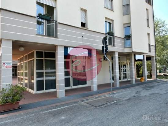 Negozio in vendita a Savignano sul Rubicone (Forlì-Cesena) foto-211562