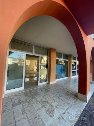 Attivita commerciale in vendita a Tombolo (Padova) foto-212045