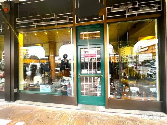 Negozio in vendita a Montegrotto Terme (Padova) foto-215731