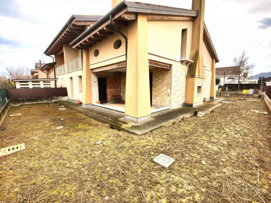 Bifamiliare in vendita a Montegrotto Terme (Padova) foto-1318685