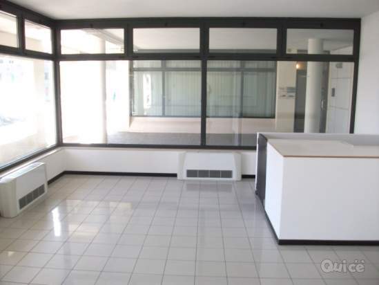 Negozio in affitto a Montebelluna (Treviso) foto-1337022