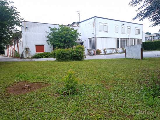 Capannone in vendita a Teolo (Padova) foto-226672