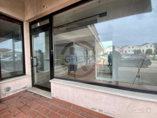 Negozio in affitto a Villafranca Padovana (Padova) foto-1384218