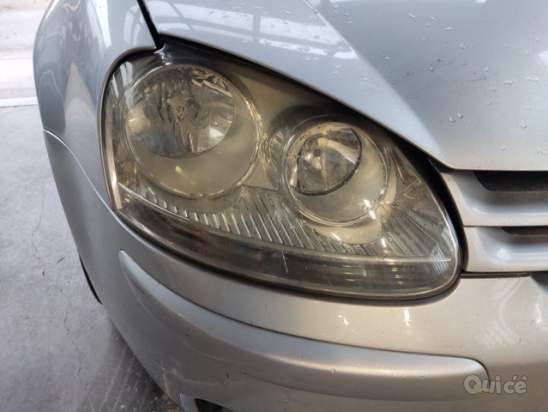 Proiettore destro VOLKSWAGEN GOLF 5  del 2005 foto-1513755
