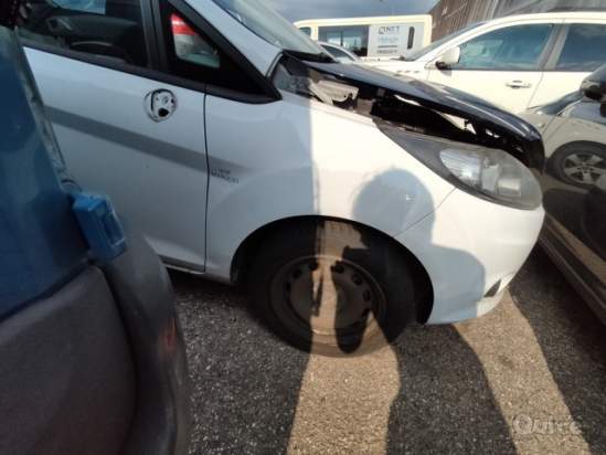 Parafango destro FORD FIESTA  del 2010 foto-255729