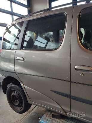 Porta posteriore dx TOYOTA YARIS VERSO  del 2003 foto-1514146