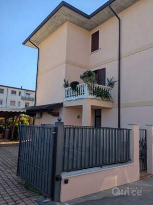 Appartamento in vendita a Rezzato (Brescia) foto-256493