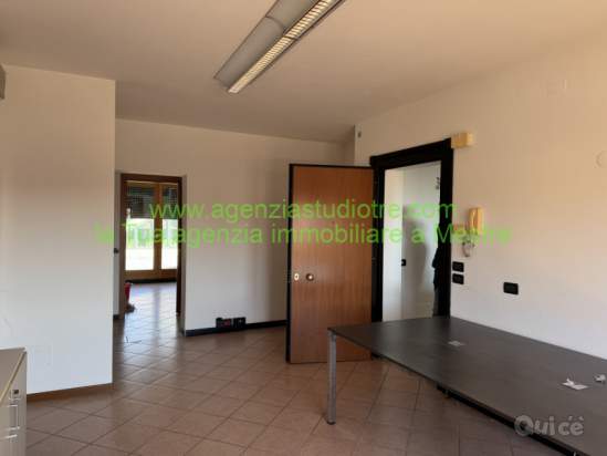 Capannone in vendita a Venezia (Venezia) foto-1521341