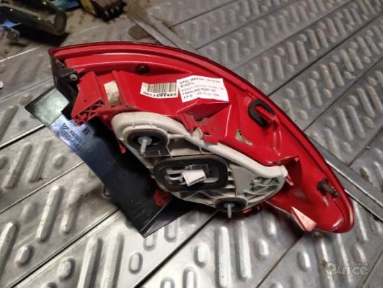 Fanale posteriore destro OPEL MERIVA del 2014 foto-1526277