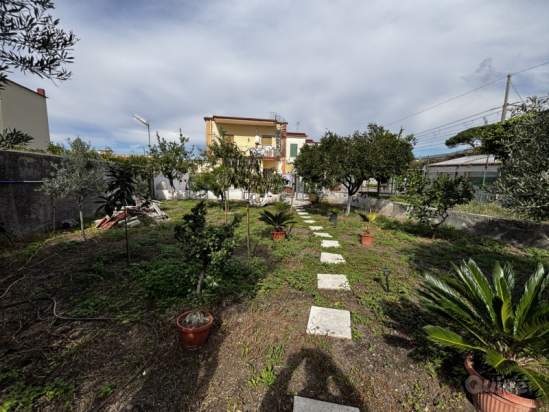 Casa singola in vendita a Torre del Greco (Napoli) foto-259760