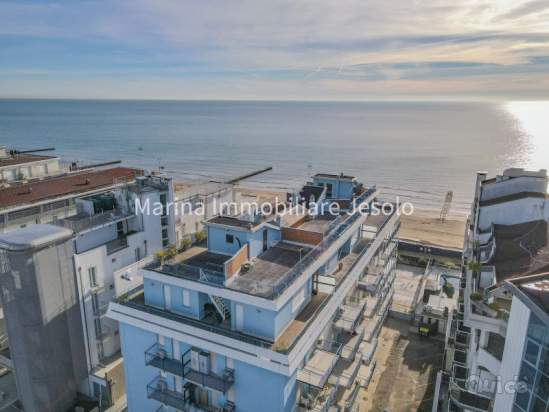 Appartamento in vendita a Jesolo (Venezia) foto-260174