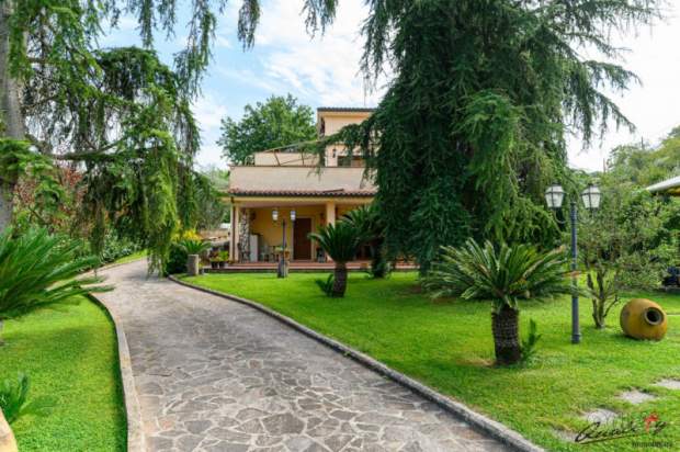 Villa in vendita a Marcellina (Roma) foto-260303