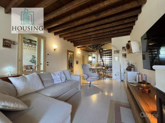 Rustico in vendita a Selvazzano Dentro (Padova) foto-1536742