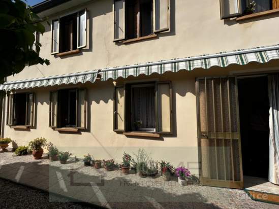 Casa a schiera in vendita a Rovolon (Padova) foto-1538467