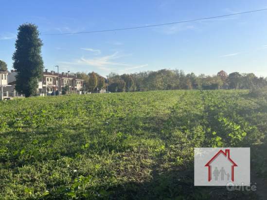 Terreno in vendita a Nervesa della Battaglia (Treviso) foto-1538575
