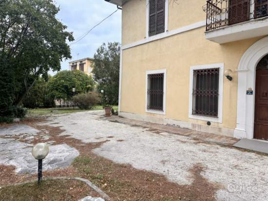 Villa in vendita a Ancona (Ancona) foto-1540047