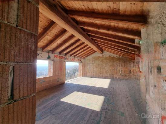 PORZIONE DI RUSTICO+VIGNETO a Farra di Soligo foto-1543342