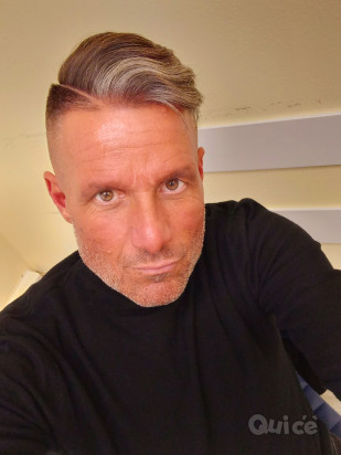 MASSAGGIATORE FISIOTERAPISTA ESPERTO  foto-1545488