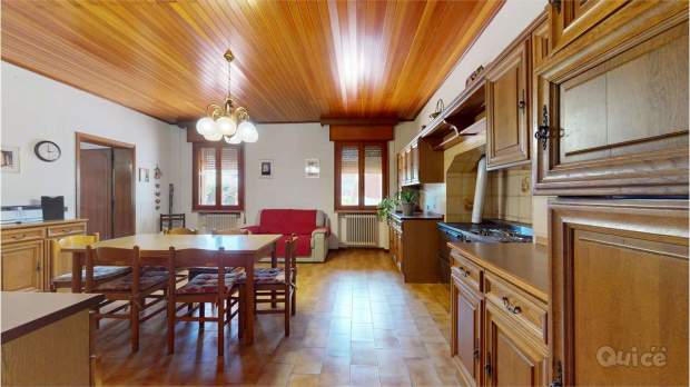 Casa singola e capannone in Vendita a Santandrà a Povegliano foto-1546139