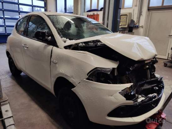 Ricambi LANCIA YPSILON 1242cc benzina  del 2019 foto-262267