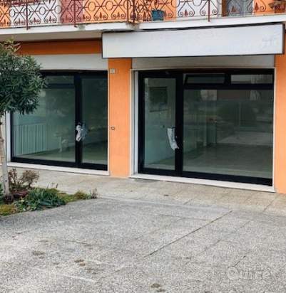 Negozio in affitto a Cervarese Santa Croce (Padova) foto-263608