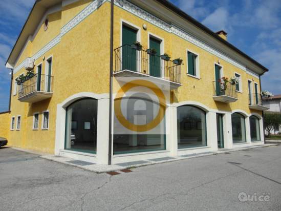 Negozio in affitto a Rosà (Vicenza) foto-1553350