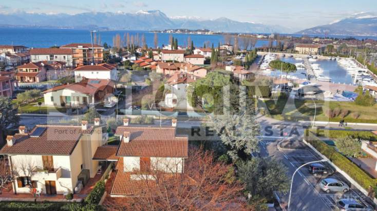 Casa singola in vendita a Sirmione (Brescia) foto-263774