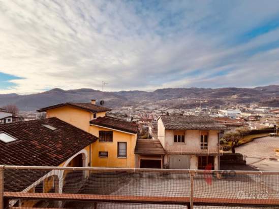 Appartamento in vendita a Cornedo Vicentino (Vicenza) foto-1554149