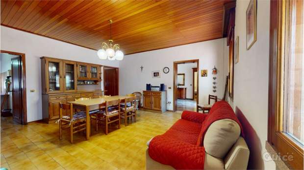 Casa singola e capannone in Vendita a Santandrà a Povegliano foto-1558333