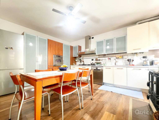 MIRA CENTRO Luminosa Casa singola con scoperto  foto-1559350