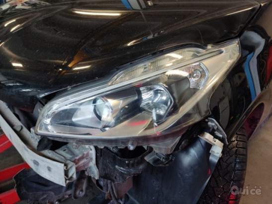 Ricambi PEUGEOT 208 1560cc HDI  del 2017 foto-1560700