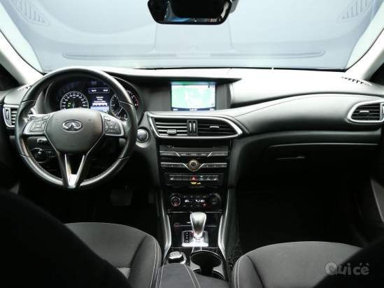 INFINITI QX30 foto-1561014