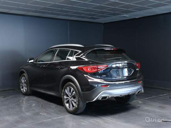 INFINITI QX30 foto-1561007