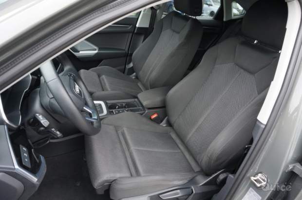 AUDI Q3 foto-1561376