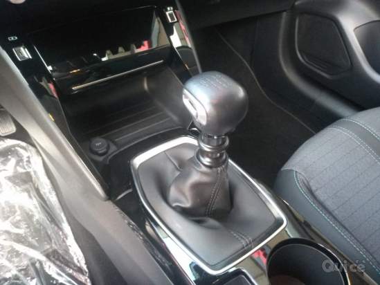 PEUGEOT 208 foto-1561486