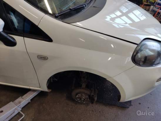 Parafango destro FIAT GRANDE PUNTO  del 2014 foto-1563219