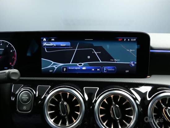 MERCEDES-BENZ A 180 foto-1563471